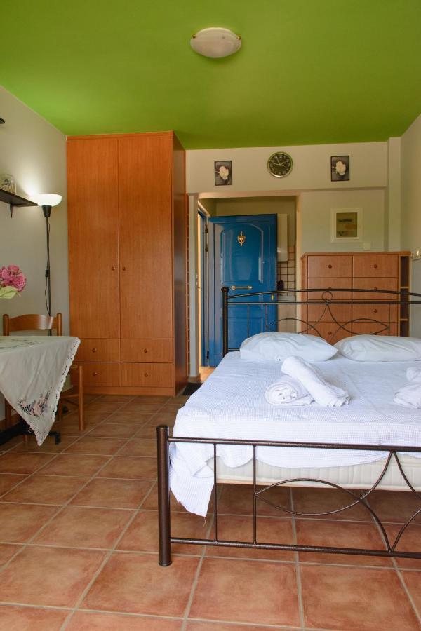 Marys House Apartment Porto Heli Exterior photo