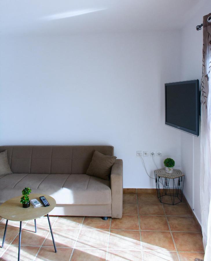 Marys House Apartment Porto Heli Exterior photo